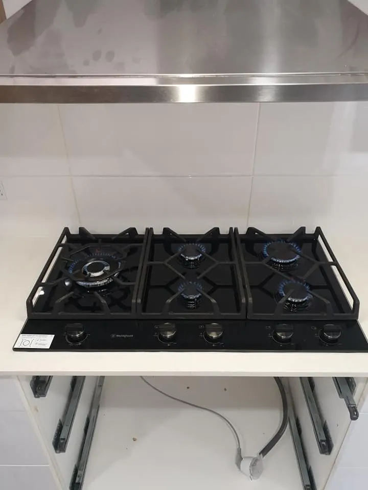 Gas fitting detail