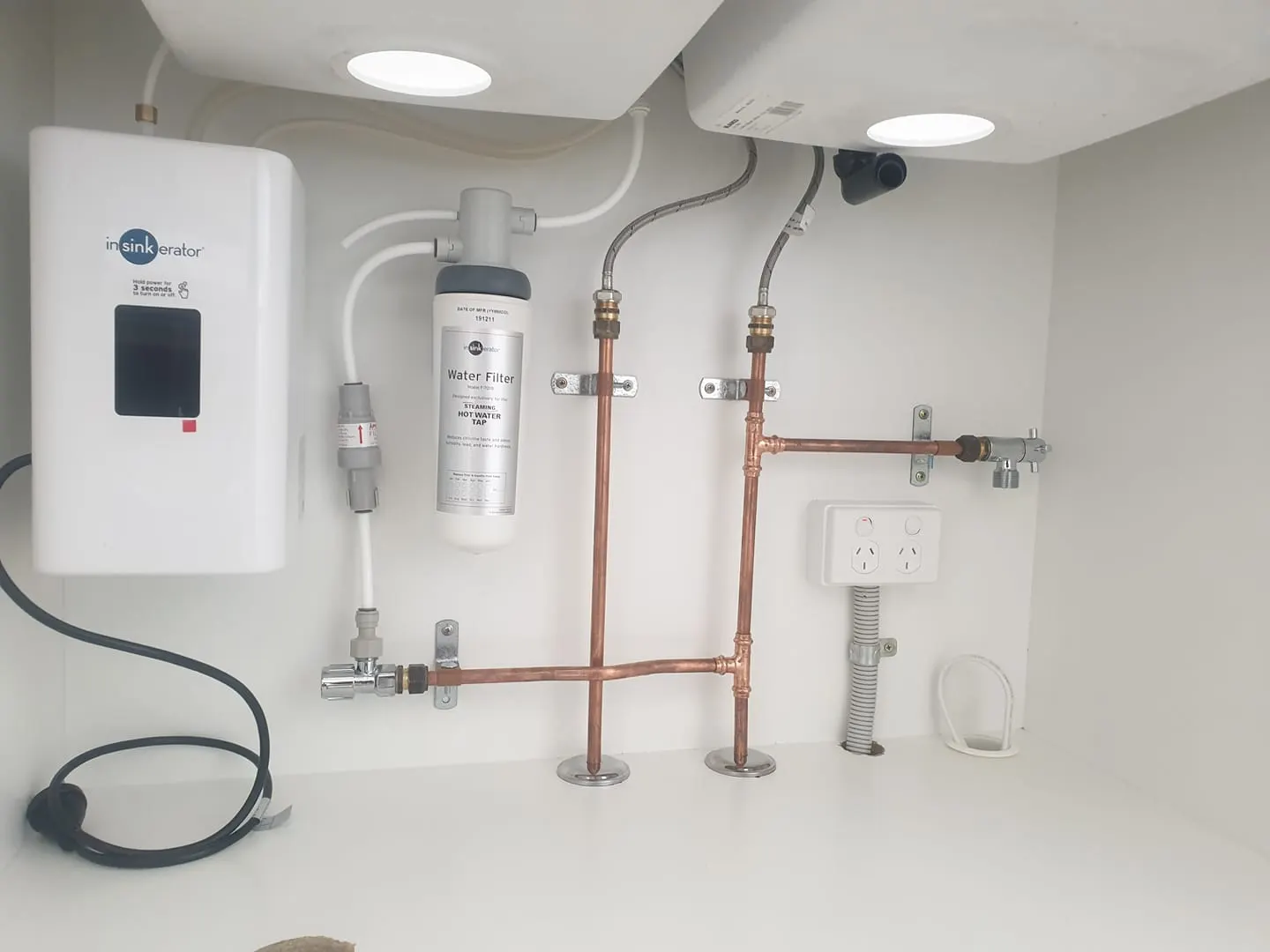 Under-sink water filter and purifier with new copper work